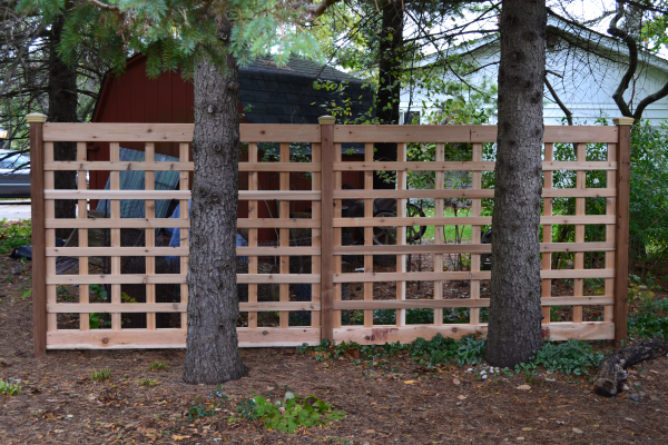 Custom wooden fence contractors for Mequon, WI