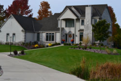 Mequon seed and sod lawn installation services