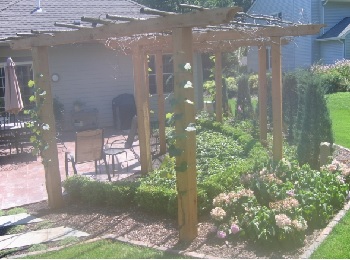 Ozaukee County pergola and fence installation