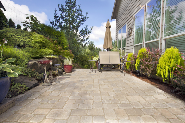 Custom paver patio designs for Mequon, Whitefish Bay, North shore and more 