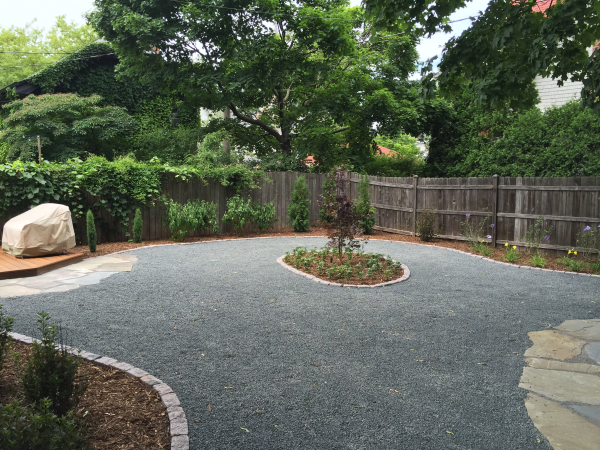 Mulch and edging services in Mequon and surrounding areas