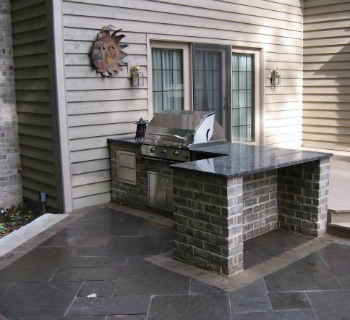 Outdoor kitchen design and installation in Ozaukee County