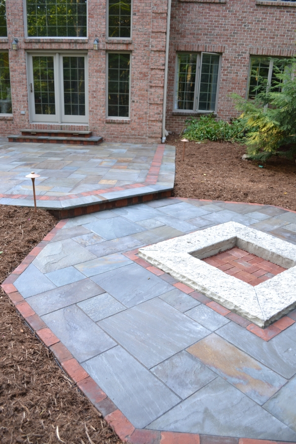 Bluestone patio installer for Milwaukee County