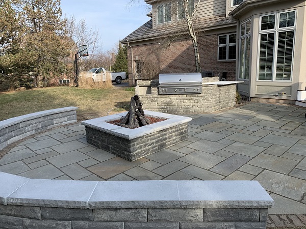 Limestone patio builder for Milwaukee county
