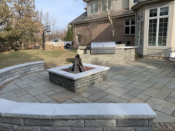 Limestone patio builder for Milwaukee county