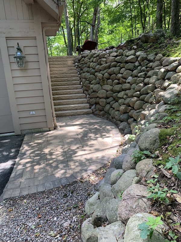 landscape and hardscape contractors protect Mequon, Cedarburg, and Ozaukee County yards with erosion control 